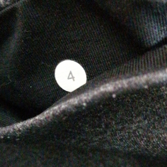 Grey Lululemon wunderunder - Picture 7 of 7